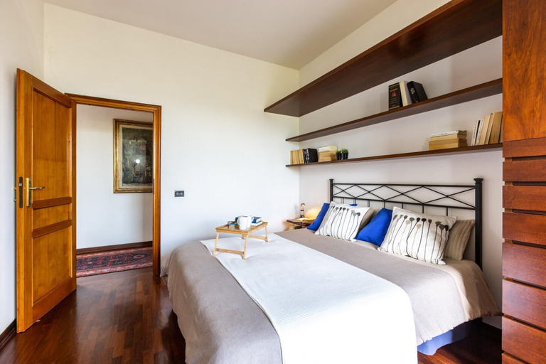 Bedroom 5, Casa Degli Ulivi 8 in Lucca, Lucca