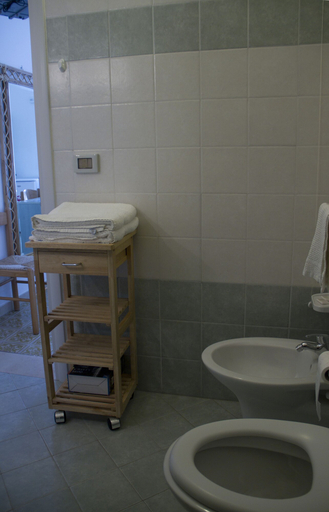 Bathroom 3, B&B Monterossi, Lecce