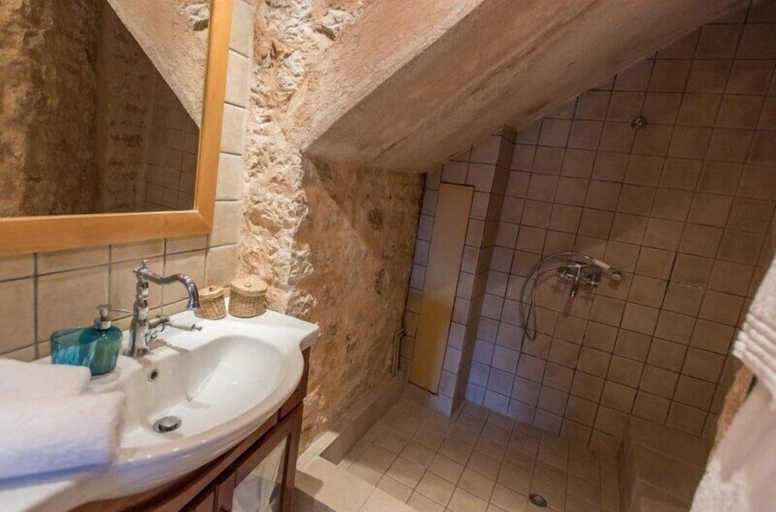 Bathroom 5, Epoches Luxury Suites, Central Greece