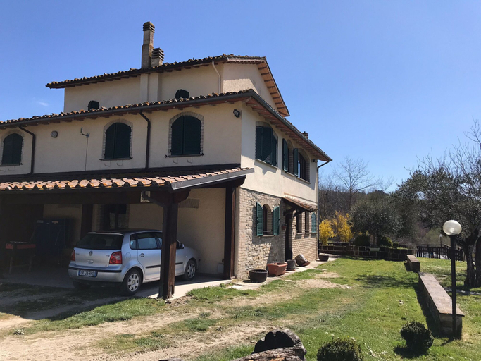 Exterior & Views 2, Pian D'isola Agriturismo, Perugia