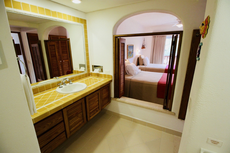 Bathroom 4, Las Villas Akumal 3B-11 by SkyRun, Cozumel