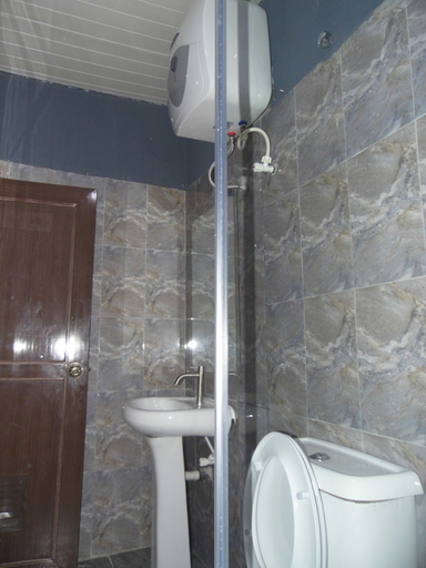 Bathroom 3, StayCation, Shomolu