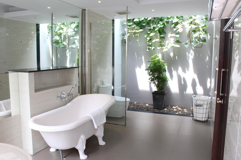 Bathroom 5, Kamuela Villas Lagoi Bay Bintan, Bintan