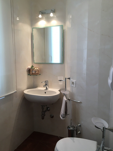 Bathroom 5, Intra Rooms, Olbia-Tempio