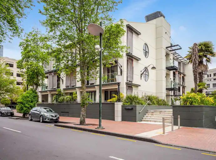 Exterior & Views, One-bedroom loft in Viaduct by Zodiak Stays, Waitakere