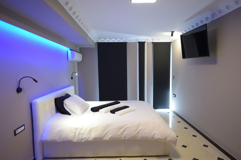 Bedroom 3, Pietra Mare Suites, West Greece