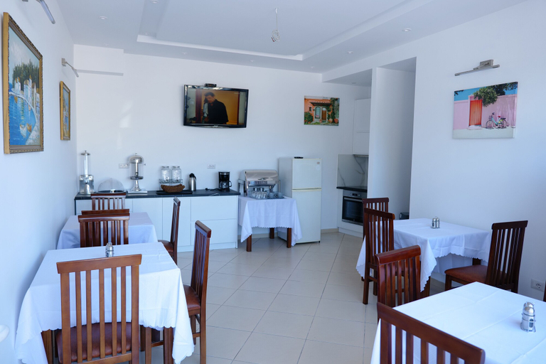 Food & Drinks 4, Lumi Hotel, Sarandës