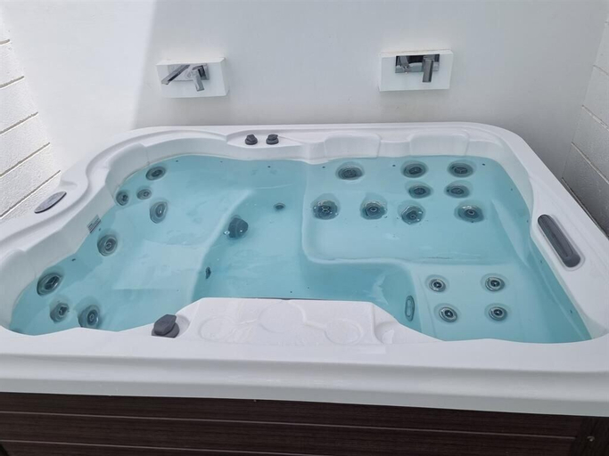 Bedroom 5, VILLA EXCELLANCE BEACH AND WAVE POOL RESORT, Tanza