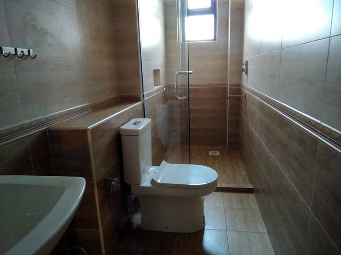 Bathroom 4, Scenic View Thindigua Apartments, Kiambu