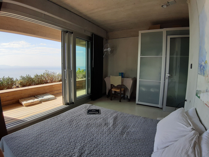 Bedroom 5, ArtHouse, Attica