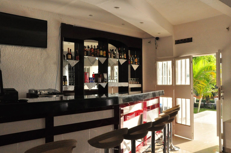 Food & Drinks 3, Mattina Motel, Nyarugenge