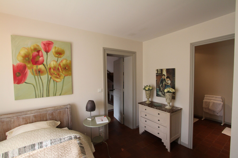 Bedroom 2, Le Clos Xavianne, Nord