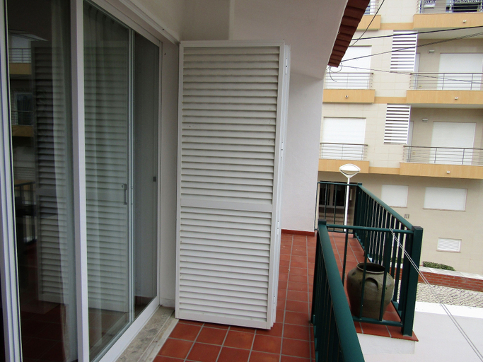 Others 5, Casa do Mar -Sea House, Nazaré