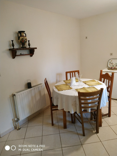 Food & Drinks, Stavros Apartments, Attica