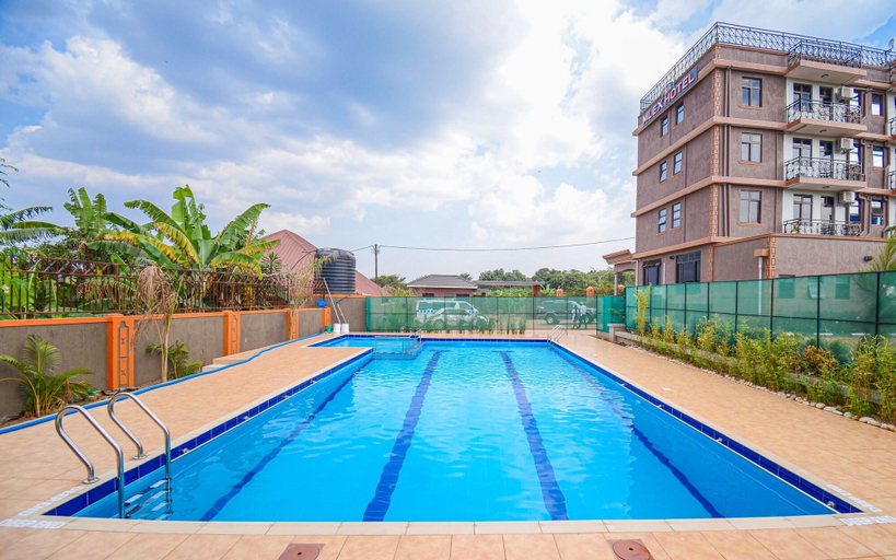 Sport & Beauty 3, Mlex Hotel, Busiiro