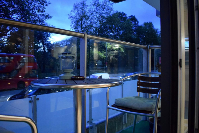 Others 5, Minimal Studio With Views Over Battersea Park, London