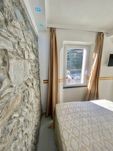 Bedroom 11