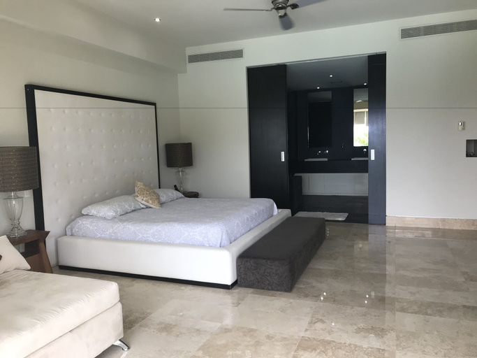 Bedroom 2, Avalon by SkyRun, Puerto Vallarta