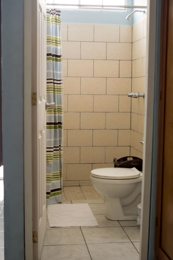 Bathroom 3, Hotel Valerie, Managua