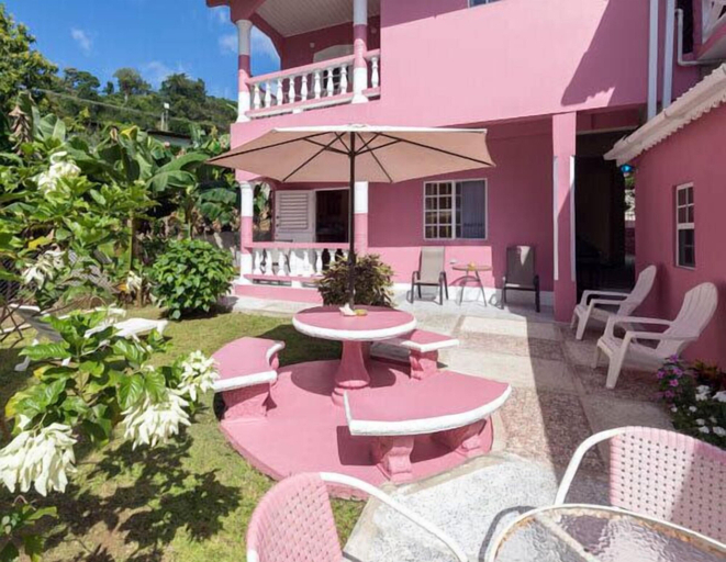 Exterior & Views, Baywatch Apartments