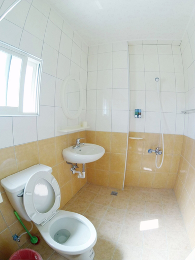 Bathroom 4, 179 House, Pingtung