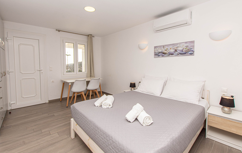 Bedroom 2, Oniropetra Apartaments, South Aegean