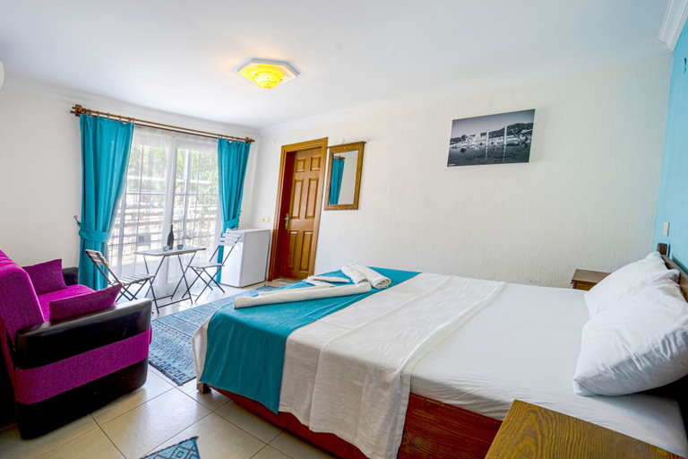 Bedroom 2, Flower Pension Hotel, Kaş