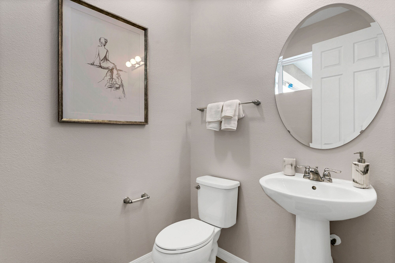 Bathroom 4, 9 BD 6,5 BH Pool, Spa & Game Room, Osceola