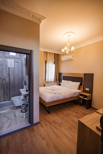Bedroom 5, Grand Balyan Hotel & Restaurant, Fatih