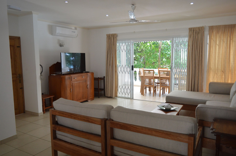 Others 5, Sundown Beach Villa