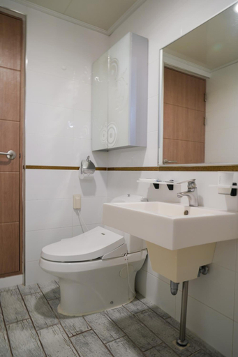 Bathroom 3, Haesung Parktel, Seogwipo