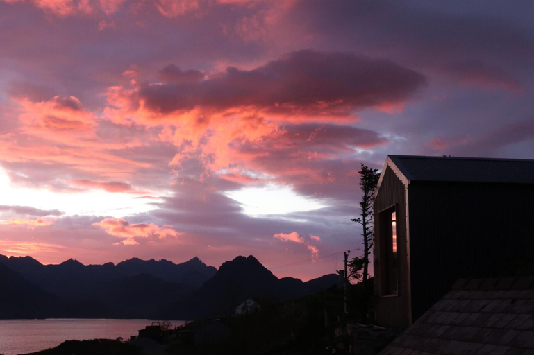 Exterior & Views 2, Tiny Home in Isle of Skye - Pet Friendly, Highland
