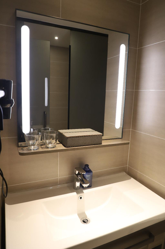 Bathroom 3, Hanting Hotel Handan Fengfeng Wanjiafu, Handan