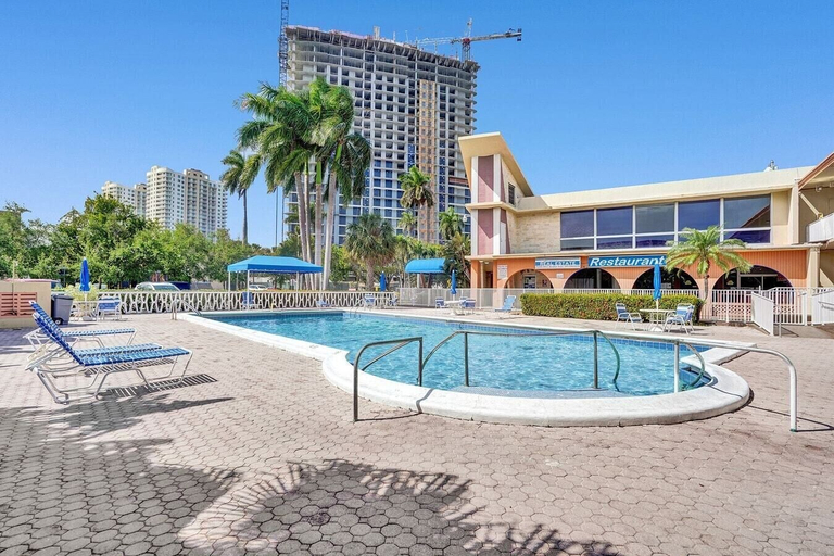 Sport & Beauty 1, Hallandale Beach Studio Pool Near the Beach, Broward