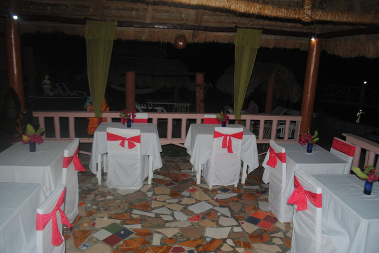 Food & Drinks, La Source Hotel & Resort, les Côteaux