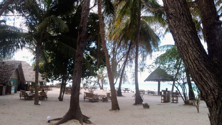 Others 5, Mikadi Beach Camp, Temeke