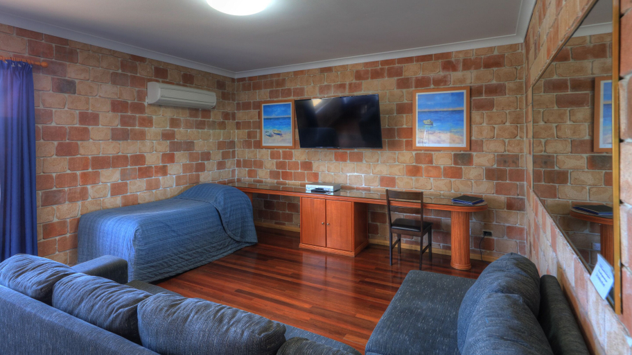 Others 5, The Golfers Inn, Tenterfield