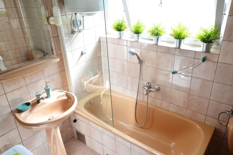 Bathroom 4, Dharma Apartment, Zadar