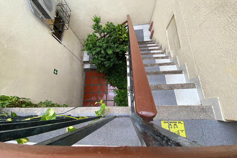 Others 4, Ayenda Republicano Colonial No 2, Santa Marta (Dist. Esp.)