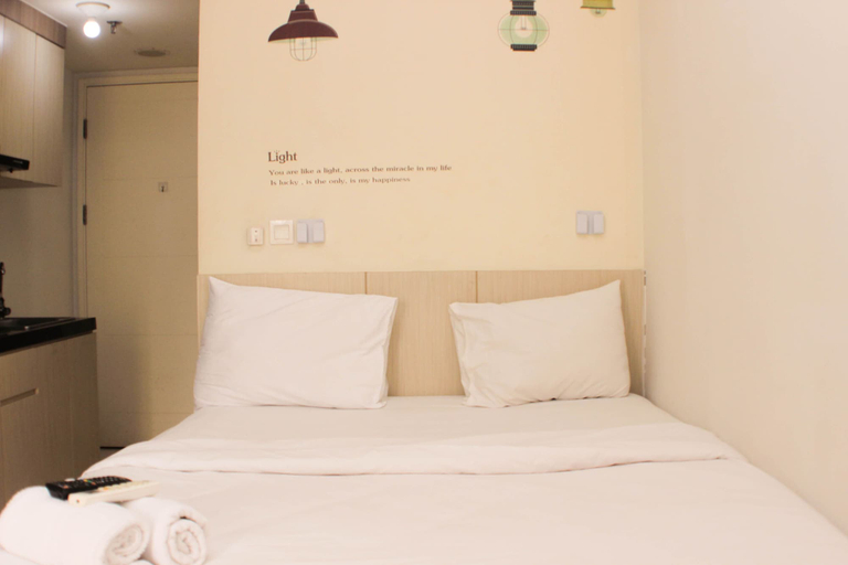 Bedroom 2, Cozy Living Studio Room At Springlake Summarecon Bekasi Apartment, Bekasi