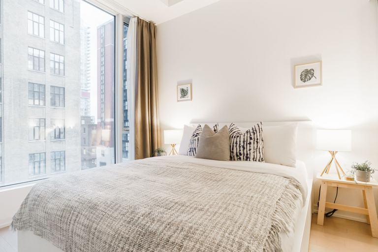 Bedroom 3, Sarkar Suites - Peter Street, Toronto
