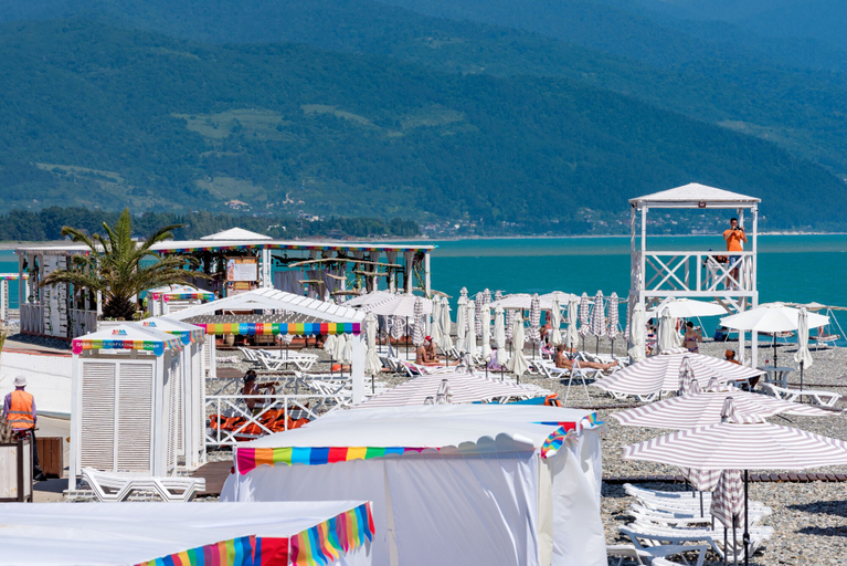 Food & Drinks 4, Barkhatnye Sezony Semeiny Kvartal, Sochi gorsovet