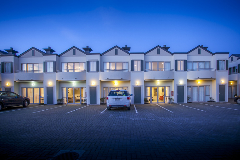 Exterior & Views 2, Cornwall Motor Lodge, Palmerston North