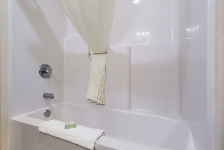 Bathroom 4, Cobblestone Hotel & Suites - Seward, Seward