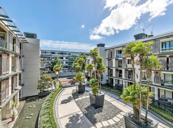Exterior & Views, Enormous CBD 1BR Unit w/ Parking by Zodiak Stays, Waitakere