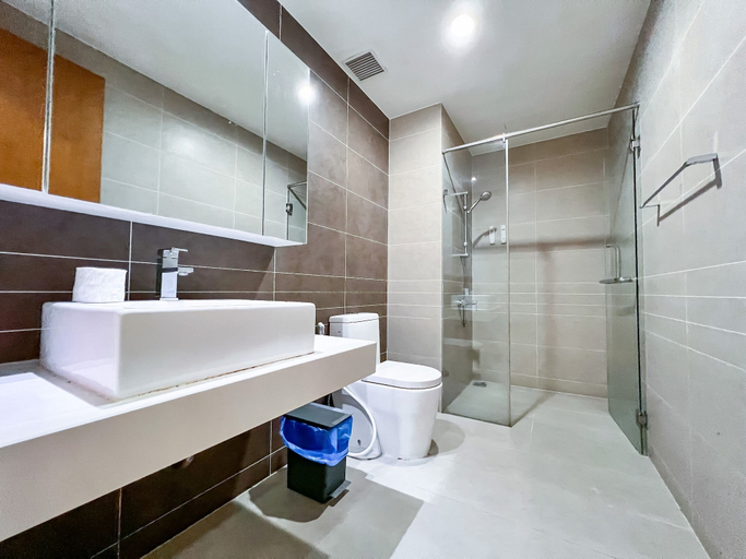 Bathroom 3, Jennyhomes Sunrise City, District 7