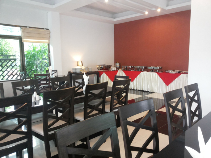 Food & Drinks 4, Hotel Platinum Tamwe, Yangon