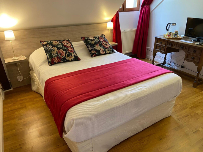 Bedroom 2, Le Moulin Calme, Sarthe