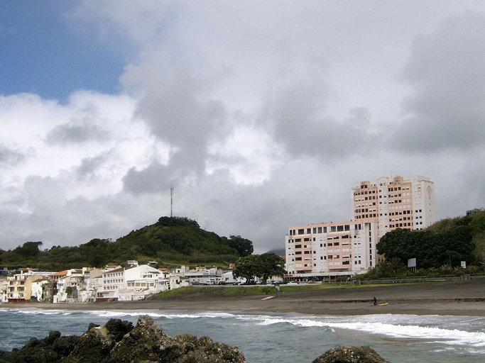 Exterior & Views, Lila Beach Apartment, Ponta Delgada