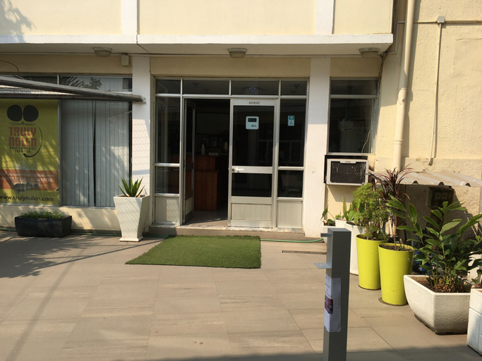 Exterior & Views 2, MIVENA - on airport street, Ingombota